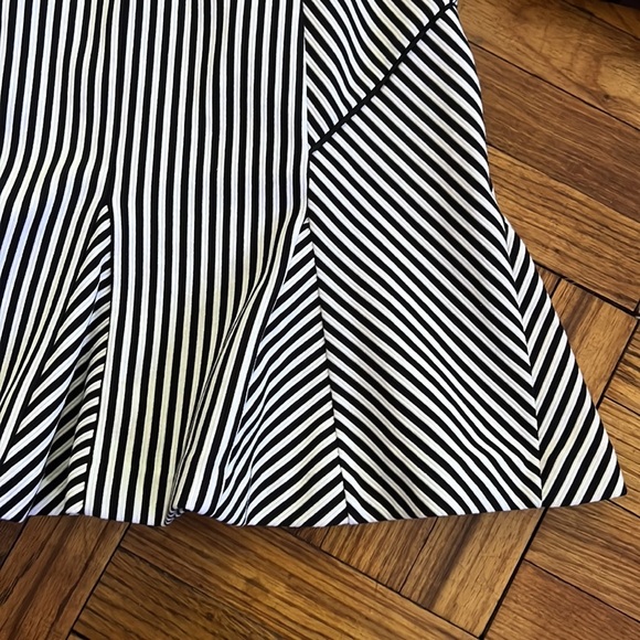 Banana republic white and black skirt size: 12 - Picture 9 of 9